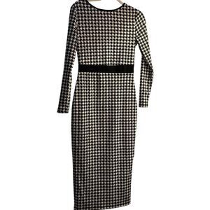 classic houndstooth pattern on a long dress